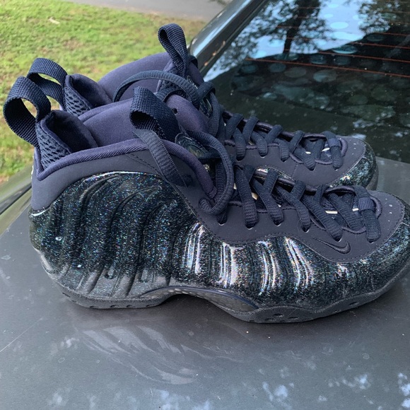 black glitter foamposites